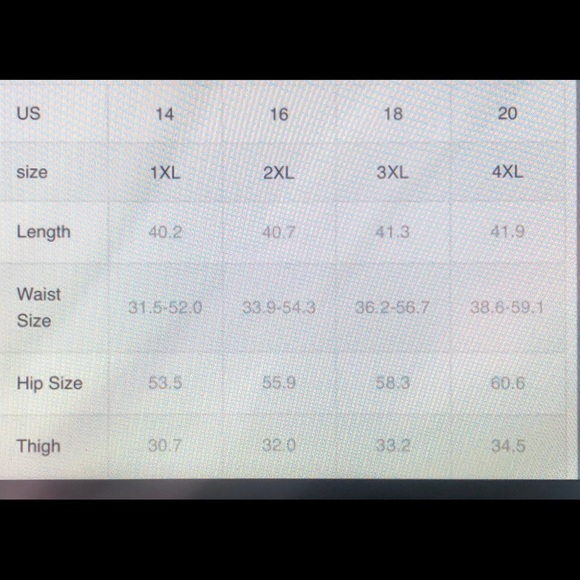 PLUS Size Floral Print Pants - Picture 4 of 4